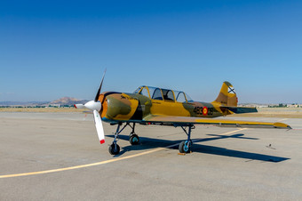 格拉纳达西班牙可能飞机雅科夫列夫牦牛-采取部分展览的无敌畏的帕特鲁拉阿斯帕的<strong>空军</strong>基地阿米拉五月格拉纳达西班牙飞机雅科夫列夫牦牛-