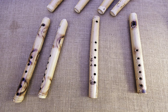 手工制作的木长笛细节经典木长笛传统的音乐