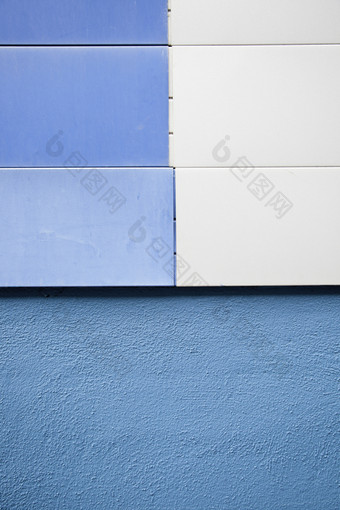 蓝色的墙建筑细节墙的城市背景与蓝色的细节