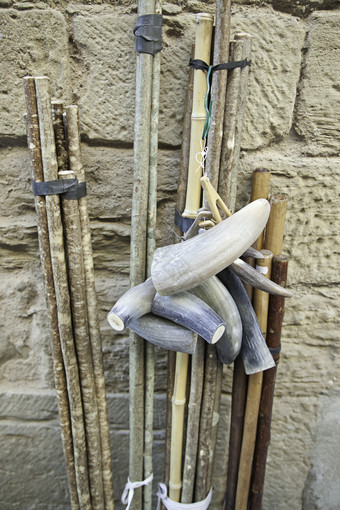 拐杖朝圣者细节木棒和动物角的朝圣者传统