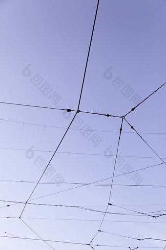 街道里斯本典型的电缆有轨电车细节的街道里斯本旅游的城市