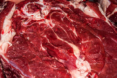 新鲜的牛肉出售城市市场和的集市