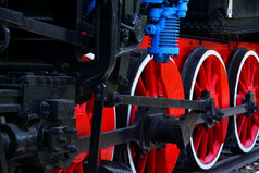 俄罗斯奥伦堡市城市公园元素古董蒸汽机车