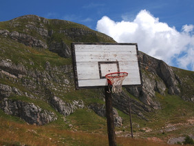 篮球希望的高山