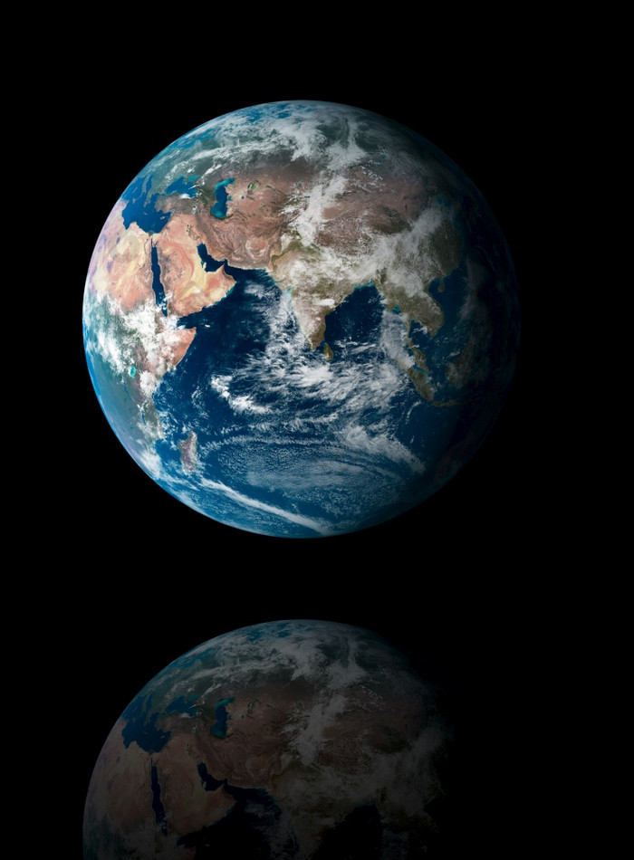 我们的自己的地球在黑色的背景与反射地图来了从earthobservatory已开启