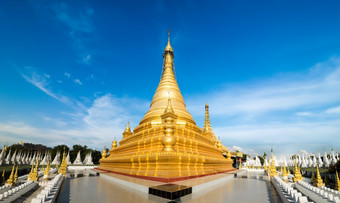金Sandamuni宝塔与行白色宝塔令人惊异的体系结构佛教寺庙曼德勒缅甸缅甸旅行风景而且目的地三个图片全景