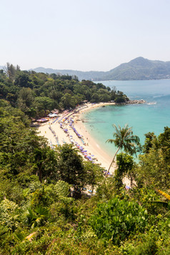 岬唱海滩之前日光浴浴床是禁止和的地主预防访问普吉岛泰国