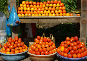 水果商店户外开放空气市场红色的成熟的柿子典型的水果<strong>大叻</strong>越南