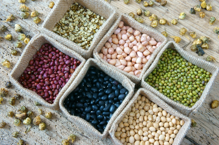 集合粮食绿色豆红色的豆大豆黑色的豆袋麦片产品健康的食物营养吃而且纤维食物