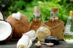 自然化妆品从椰子椰子皮肤哪产品椰子石油肥皂酒吧绿色背景有机化妆品好为健康