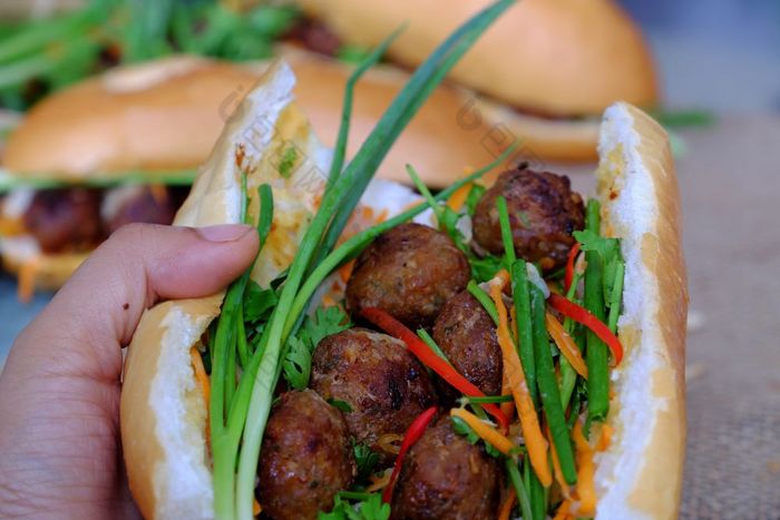 越南街食物球您nuong越南面包从烤肉这受欢迎的吃和特殊的文化越南南厨房