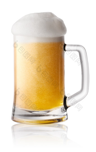 泡沫新鲜的啤酒杯子孤立的白色背景泡沫新鲜的啤酒杯子