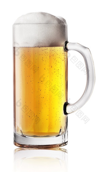 狭窄的<strong>啤酒</strong>杯子与处理孤立的白色背景狭窄的<strong>啤酒</strong>杯子与处理