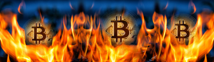 比特币燃烧明亮的火焰的概念虚拟业务和货币比特币燃烧明亮的火焰