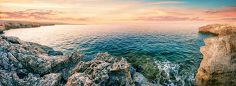 黎明的蓝色的环礁湖角阿卡玛斯阿佛洛狄忒rsquo<strong>小道</strong>著名的旅游的地方地<strong>中</strong>海海全景塞浦路斯黎明的蓝色的环礁湖角阿卡玛斯