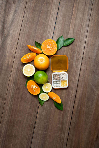 柑桔类水果和药盒健康食物写实镜头