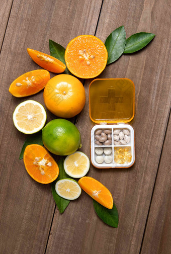 柑桔类水果和药盒展示高清镜头