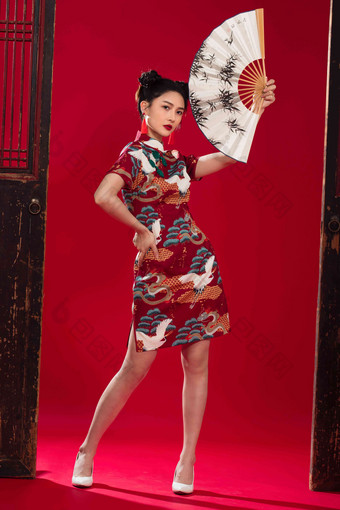 穿旗袍女人亚洲人女性清晰素材