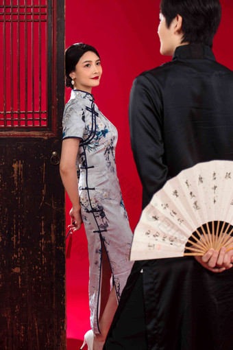 中式服装夫妇古典风格青年人丈夫写实素材
