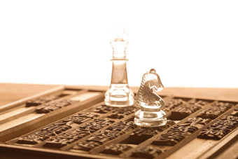 象棋比赛白色背景