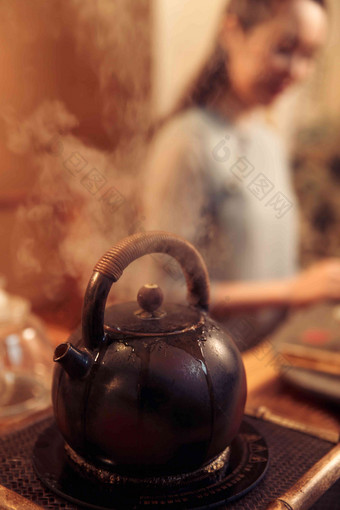 青年女人泡茶传统文化高质量照片