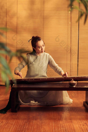 青年传统服装中国文化享乐清晰拍摄