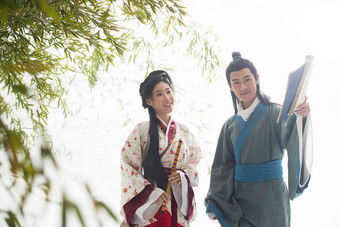 青年夫妇传统文化历史服装历史