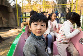 女孩玩乐3岁到4岁白昼