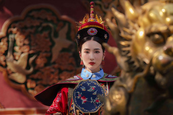女人穿清宫服古风装扮<strong>北京</strong>写实拍摄