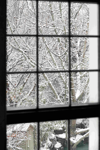 窗户外的雪景透明氛围素材