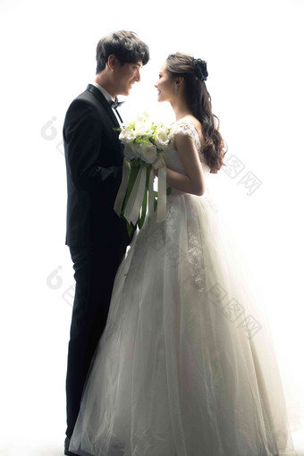 浪漫的新郎新娘婚礼白色背景享乐清晰镜头