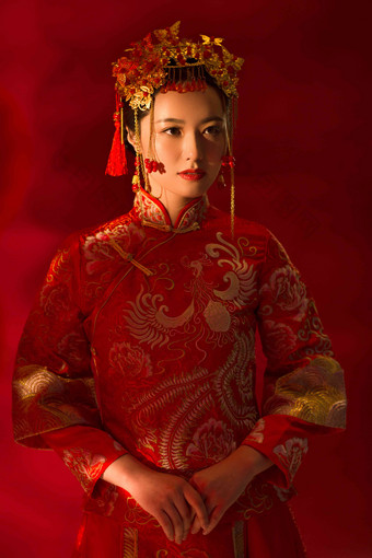 穿着古装的新娘中国元素高端相片