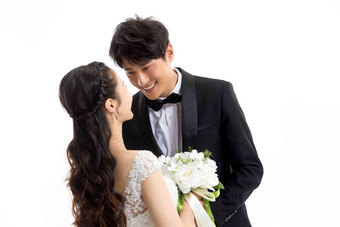 浪漫的新郎新娘幸福面对面漂亮的人清晰图片