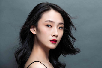 美女肖像肖像骄傲中国注视镜头清晰拍摄