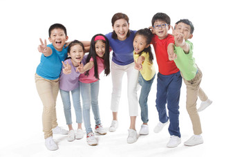 小学生女老师团结白色背景1岁到11岁