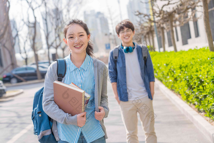 大学生情侣东方人清晰素材