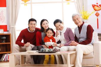 快乐家庭新年中国舒适传统文化