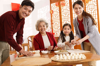 幸福家庭饺子东方教氛围照片