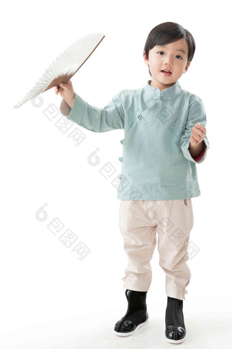 可爱的的小男孩拿着扇子玩耍古典式高质量相片