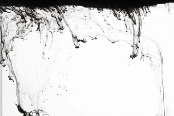 黑色墨水在水中创造力高质量图片