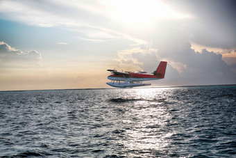 海上滑翔机海景清晰素材