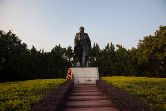 广东省深圳莲花山公园