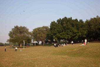 广东省深圳莲花山公园建筑外部清晰摄影图