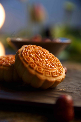 月饼传统节日彩色图片餐饮