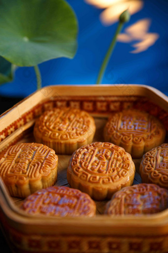 美食中秋节小吃酥皮糕点照片