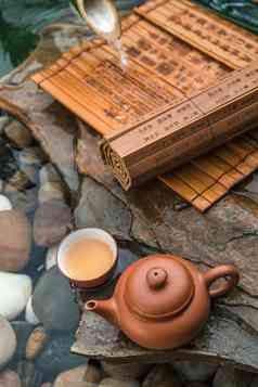 茶壶和竹简