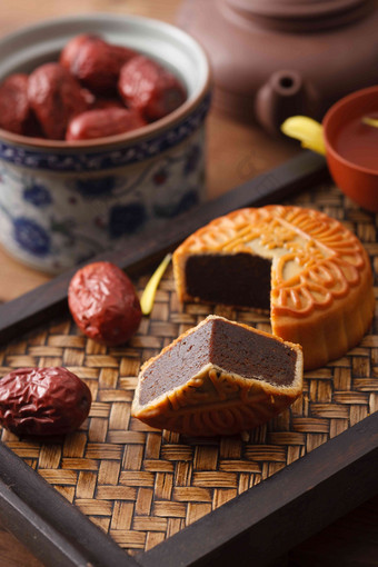静物月饼和大枣中国清晰图片