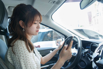 开车女人驾驶中国镜头