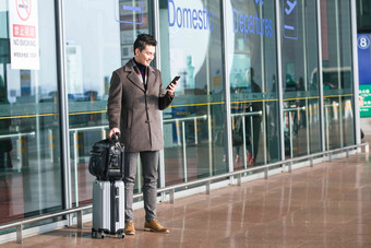 商务男人在机场中年男人拍摄