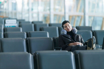 商务机场中年人椅子高质量镜头